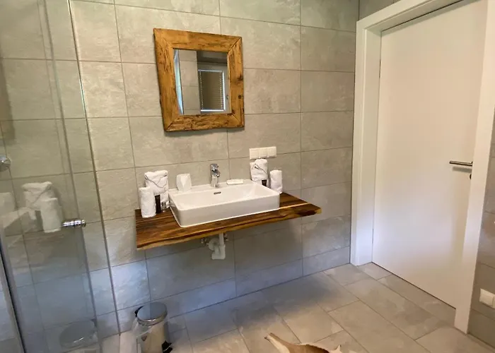 Canisiusbruennl Self- Check In * Innsbruck